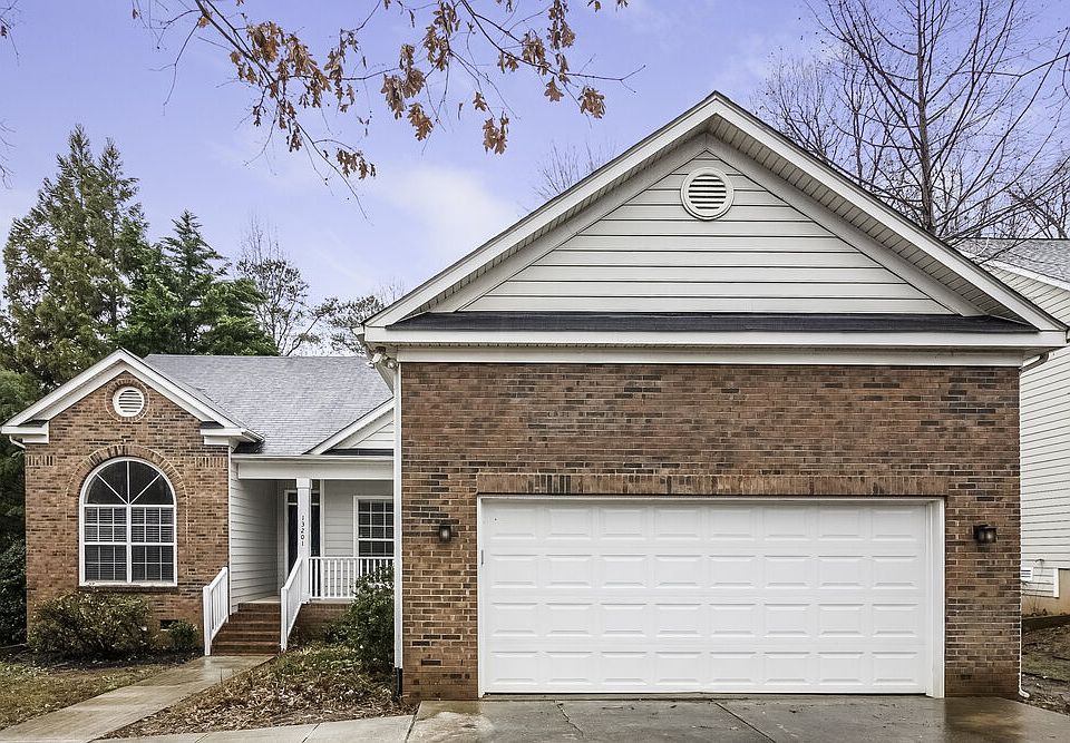 1st image of 13201 Peacock Ln