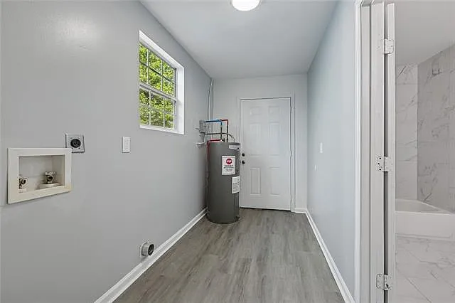 3211 Baronne St — Photo 10