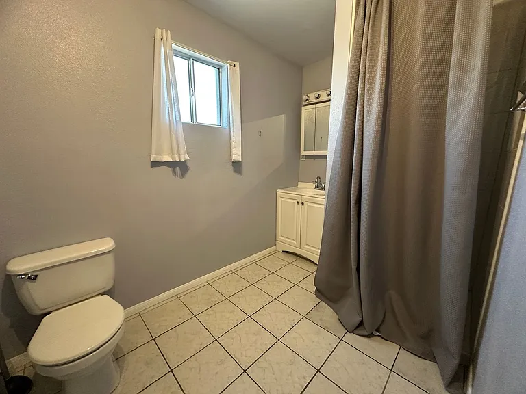 1709 Shadow Mountain Pl #2 — Photo 12