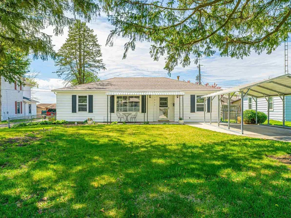 1625 Pulaski St, Lincoln, IL 62656