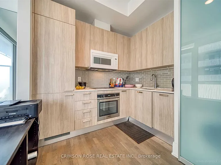 42 Charles St E #5006 — Photo 7