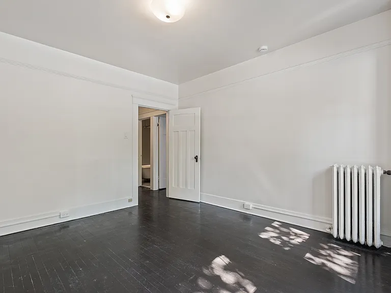 308 Bell St #35 — Photo 15