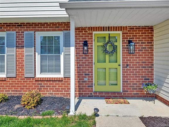 3rd image of 3536 Evergreen Oak Ct