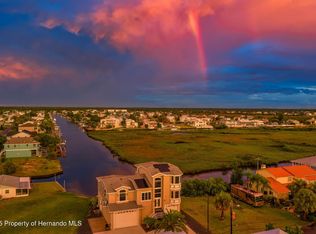 3280 Gulf Winds Cir, Hernando Beach, FL 34607