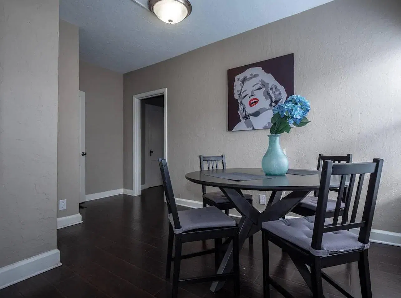 1391 Broadview Ave — Photo 4
