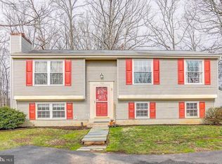 4601 Norris Ct, Chantilly, VA 20151
