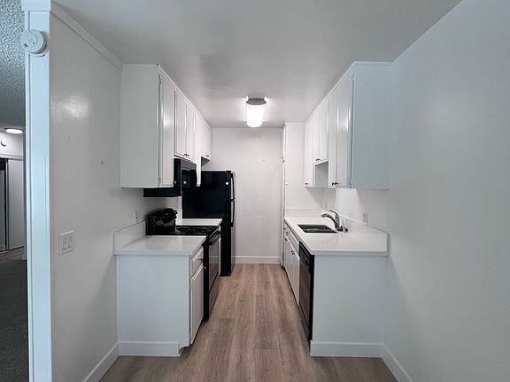 5th image of 2850 Adrian St APT 107
