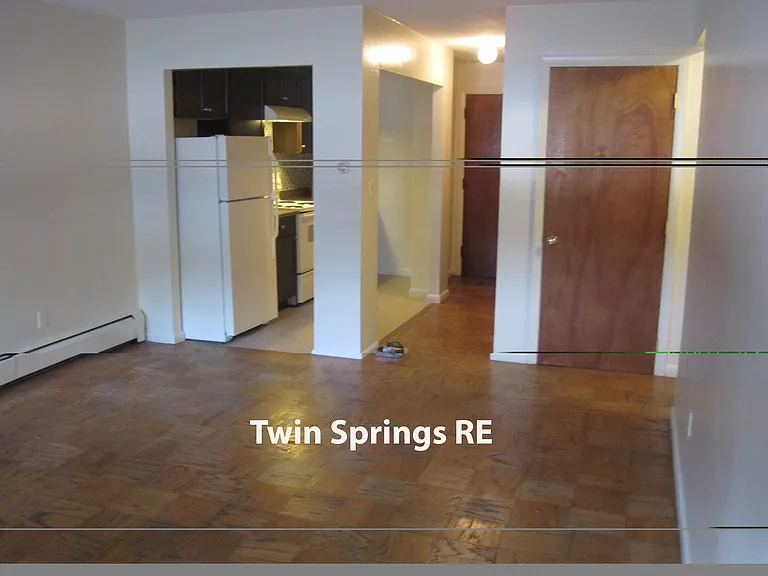 252 Spring St #7 — Photo 3