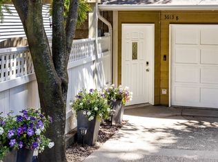 3613 22nd Ave W #B, Seattle, WA 98199