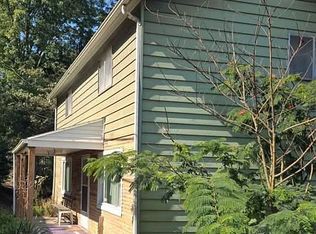 1058 Thompson Run Rd, West Mifflin, PA 15122