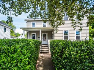 75 High St, Fairport, NY 14450