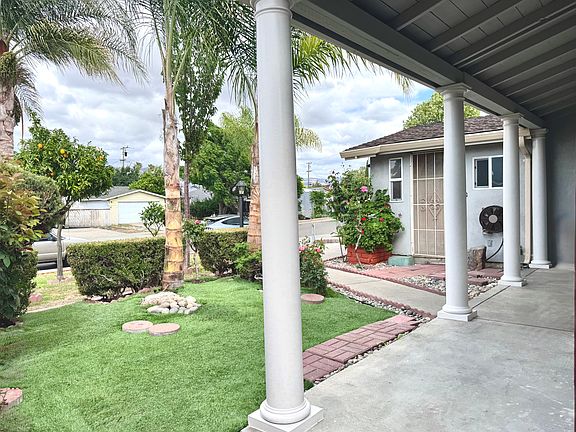 4th image of 2071 Orlando Dr