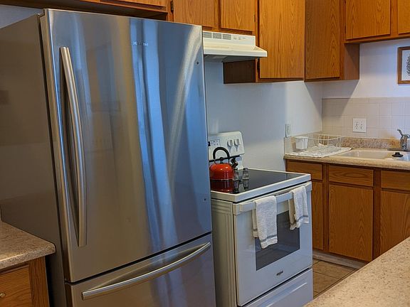 Fully Furnished Kitchen