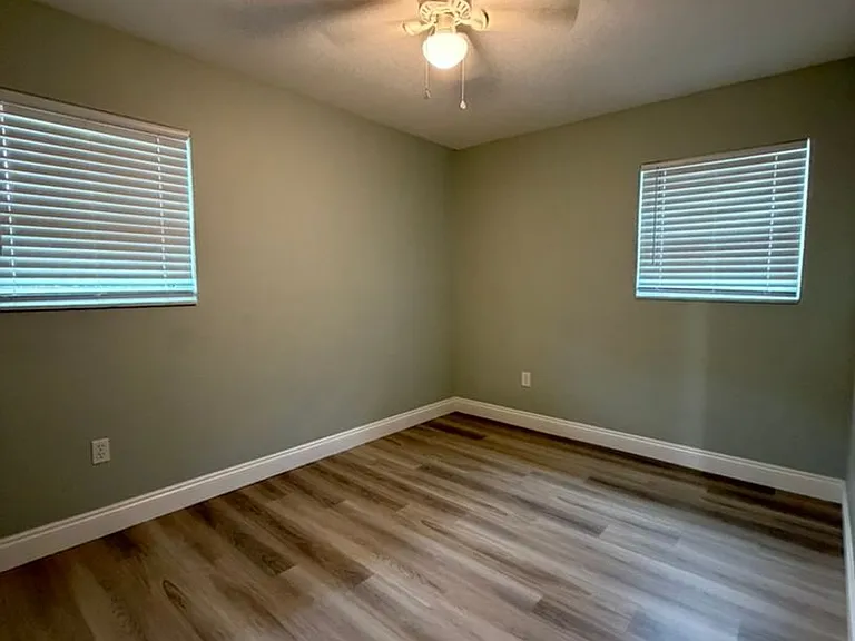 234 Deluna Rd — Photo 11
