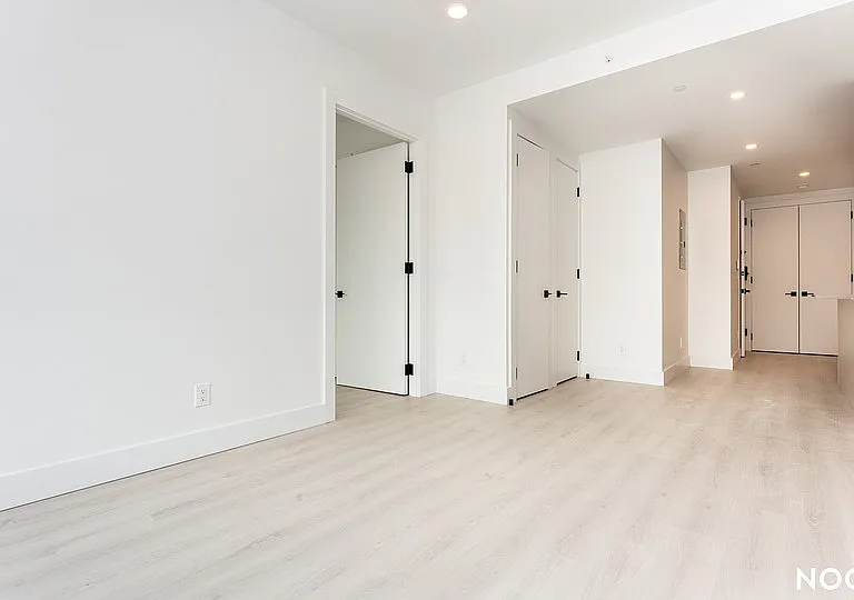 344 Lorimer St #4A — Photo 11