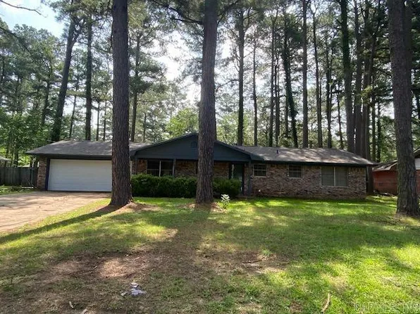 1409 Sherwood Dr, Hope, AR 71801