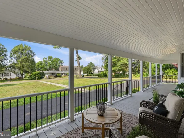 105 E Washington St, Remington, VA 22734