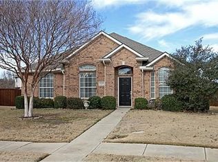 8619 Ironwood Dr, Irving, TX 75063