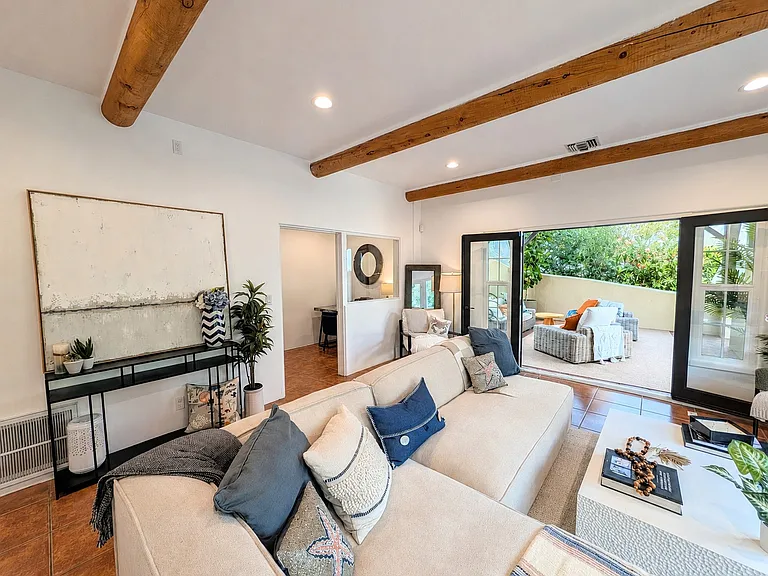 Gorgeous home, amazing lifestyle
