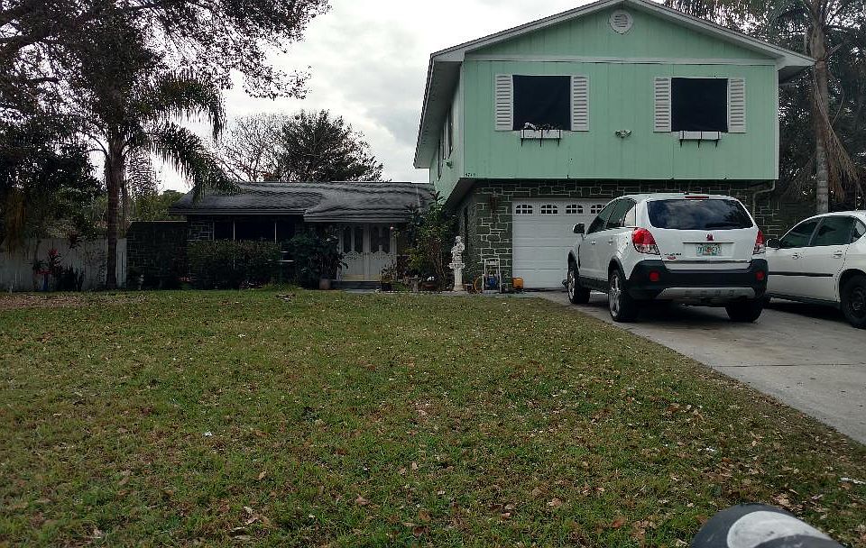 1st image of 4715 Pine Lake Dr