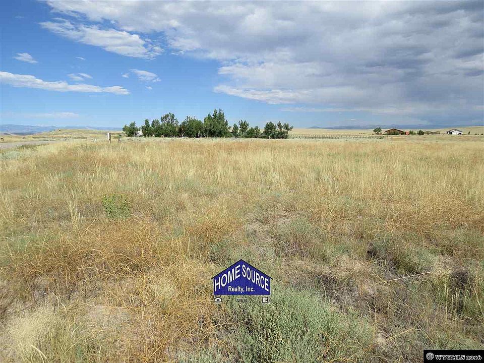 1st image of 84 Skyline Dr