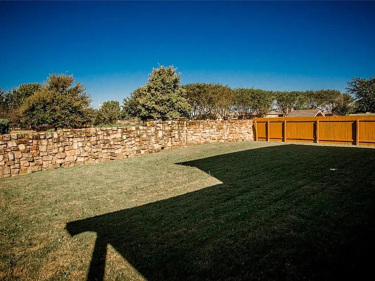 145 Pincea Pl — Photo 22