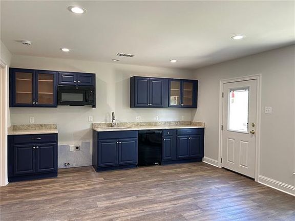 3rd image of 2050 Cypress St #A