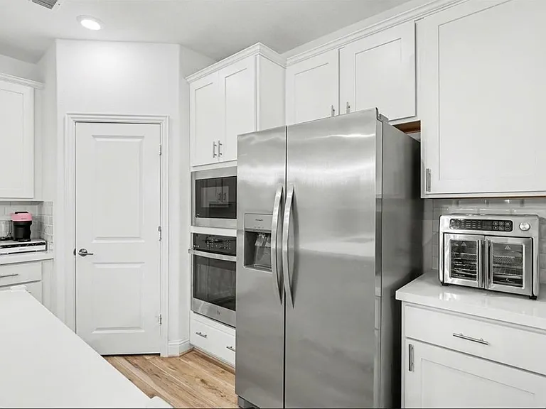 213 Settlers Way — Photo 14