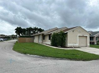 (Undisclosed Address), Pembroke Pines, FL 33025