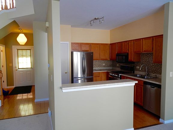 2nd image of 1600 Woodhaven Ct
