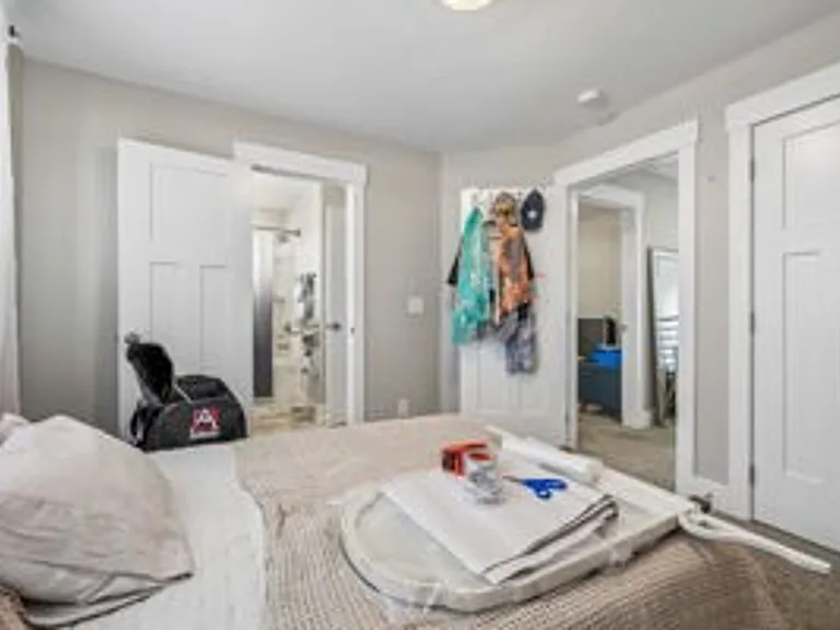 369 Frontier Dr — Photo 18