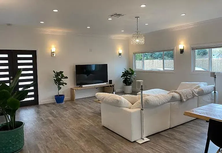 5705 Melvin Ave — Photo 11
