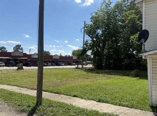 120 S 1st St, Stilwell, OK 74960