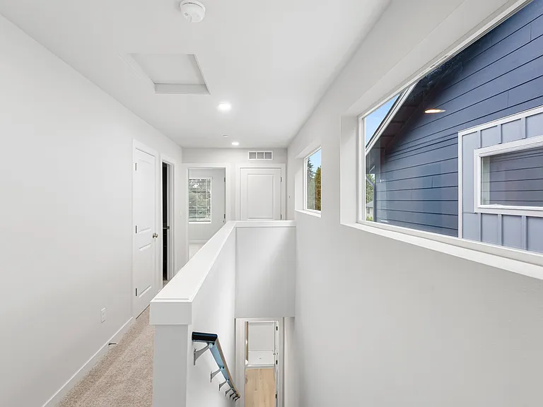 9916 18th Ave W #G — Photo 15