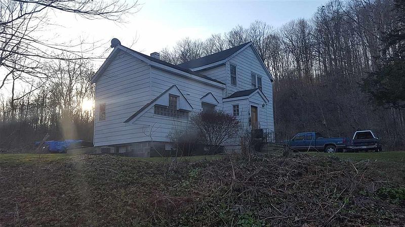 5th image of 2018 BURTONSVILLE Road
