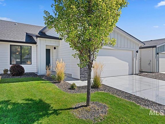 3rd image of 3062 S Green Forest Way