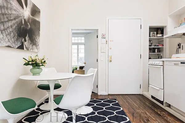 Rented by Harmonycity Corp. | media 21