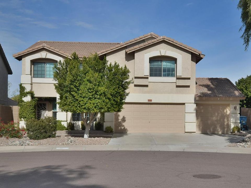 1st image of 3002 W Horsham Dr