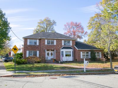 380 Holten Ave, Staten Island, NY, 10309