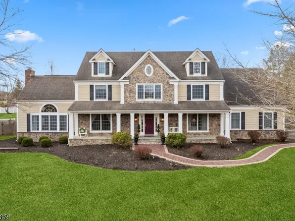 5 Hidden Ln, Branchburg Twp., NJ 08876