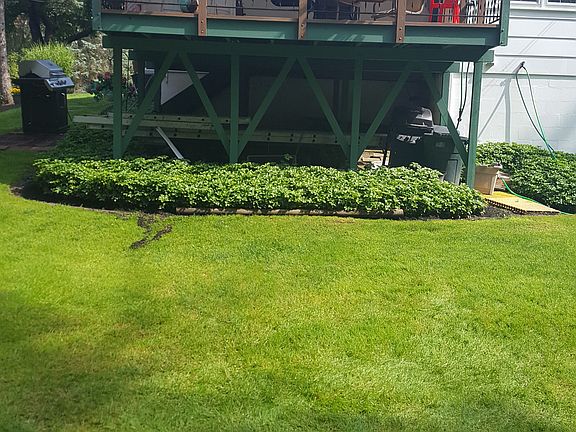 BACK YARD DECK