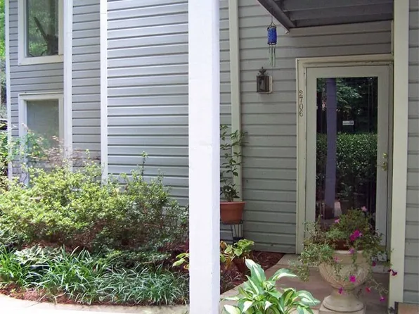 2706 Suwanee Way SE, Marietta, GA 30067