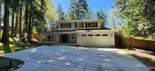 2417 Sahalee Dr W Photo 1