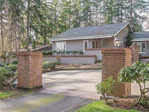 2nd image of 11410 Farwest Dr SW