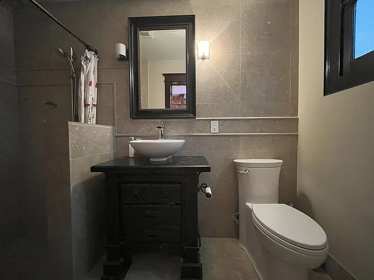 2046 NW Flanders St #B13 — Photo 27