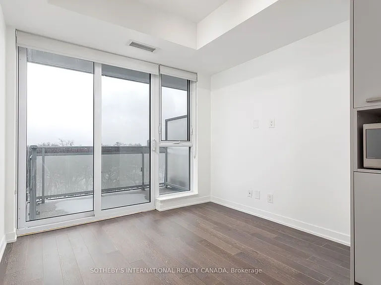 1830 Bloor St W #716 — Photo 17