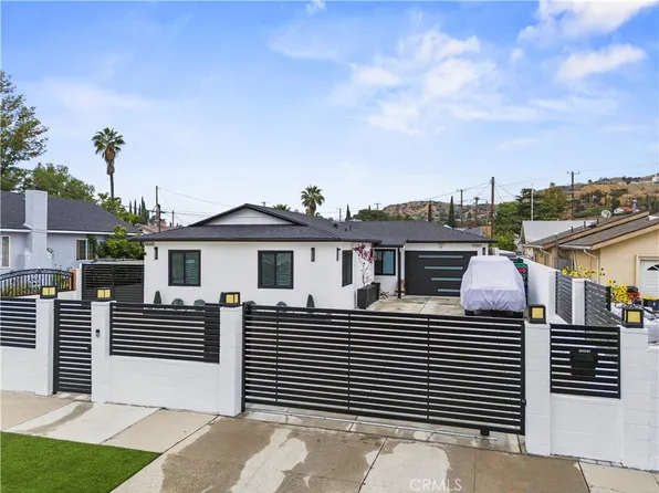 10263 Strathern St, Sun Valley, CA 91352