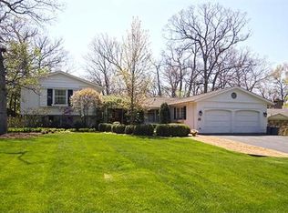 455 Linden Ave, Lake Forest, IL 60045