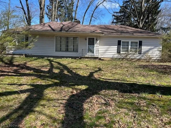 3045 Endicott Way, Silver Lake, OH 44224