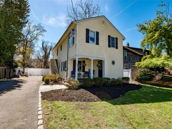 54 Westfield Drive, Centerport, NY 11721